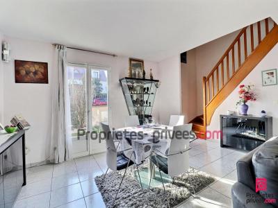 For sale Grigny 6 rooms 139 m2 Essonne (91350) photo 1
