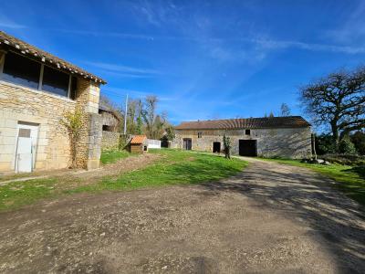For sale Thiviers 5 rooms 130 m2 Dordogne (24800) photo 1