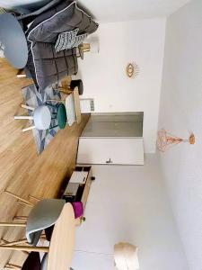 For rent Neuilly-sur-seine 1 room 15 m2 Hauts de Seine (92200) photo 0