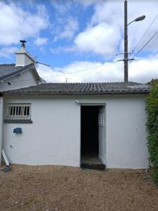 For sale Carhaix-plouguer 4 rooms 70 m2 Finistere (29270) photo 3