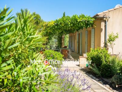 For sale Meyrargues 5 rooms 168 m2 Bouches du Rhone (13650) photo 2