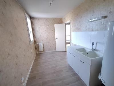 For sale Compiegne 4 rooms 82 m2 Oise (60200) photo 1