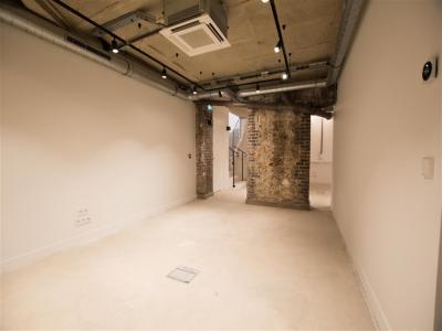 For rent Paris-19eme-arrondissement 110 m2 Paris (75019) photo 4