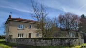 For sale House Champagne-mouton  111 m2 4 pieces
