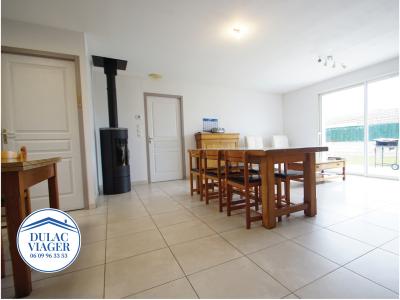 For sale Realmont 4 rooms 77 m2 Tarn (81120) photo 0