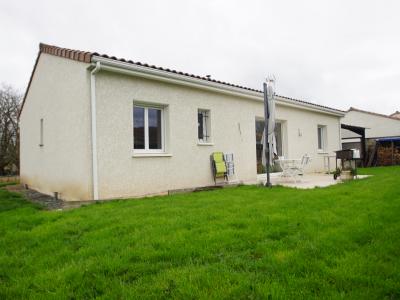 For sale Realmont 4 rooms 77 m2 Tarn (81120) photo 1