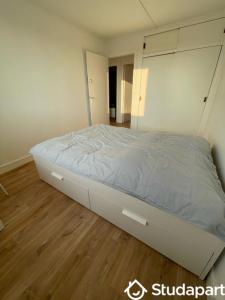 For rent Troyes 1 room 11 m2 Aube (10000) photo 2