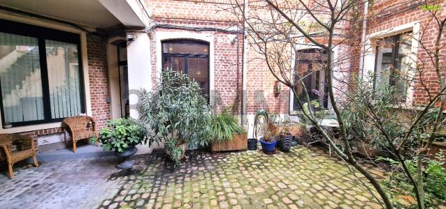 For sale Lille 4 rooms 89 m2 Nord (59000) photo 1