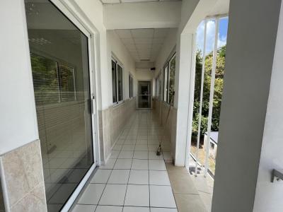 For rent Ducos 4 rooms 220 m2 Martinique (97224) photo 0