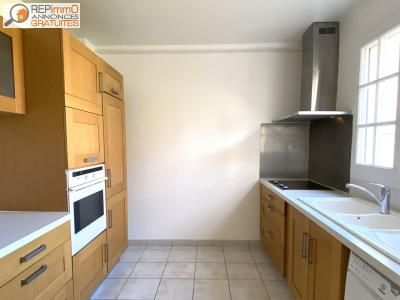 For rent Fourqueux 6 rooms 157 m2 Yvelines (78112) photo 1