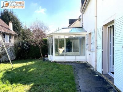 For rent Fourqueux 6 rooms 157 m2 Yvelines (78112) photo 3