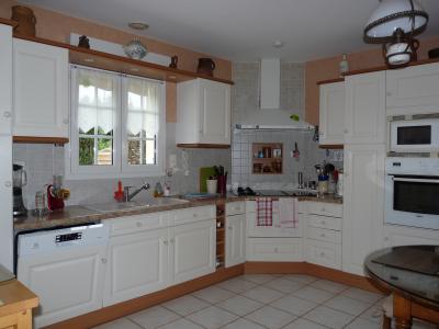 For sale Fouras 4 rooms 146 m2 Charente maritime (17450) photo 1