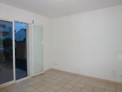 For rent Marseillan 3 rooms 51 m2 Herault (34340) photo 3