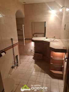 For sale Blet 4 rooms 85 m2 Cher (18350) photo 2