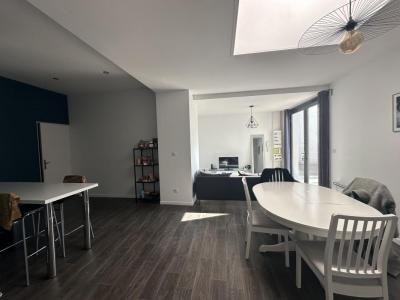 For sale Lille 3 rooms 70 m2 Nord (59000) photo 1
