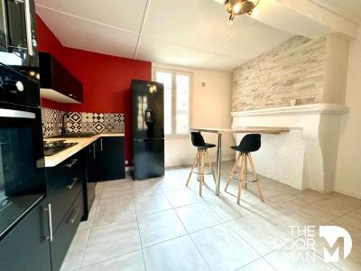 For sale Laval 2 rooms 49 m2 Mayenne (53000) photo 0