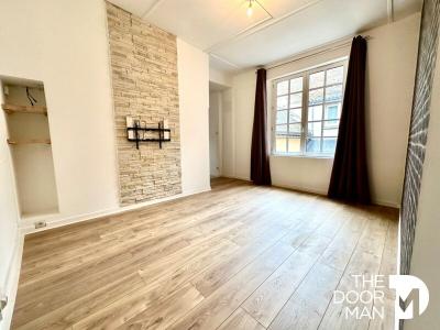 For sale Laval 2 rooms 49 m2 Mayenne (53000) photo 3