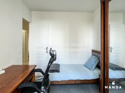 For rent Lyon-8eme-arrondissement 5 rooms 9 m2 Rhone (69008) photo 1