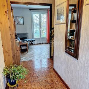 For sale Blanzy 5 rooms 89 m2 Saone et loire (71450) photo 2
