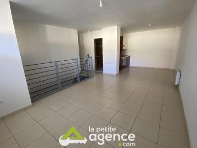For sale Bourges 2 rooms 62 m2 Cher (18000) photo 2