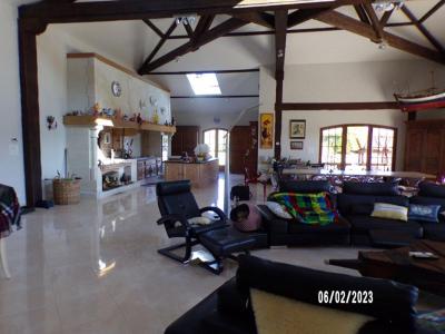 For sale Soustons 6 rooms 279 m2 Landes (40140) photo 0