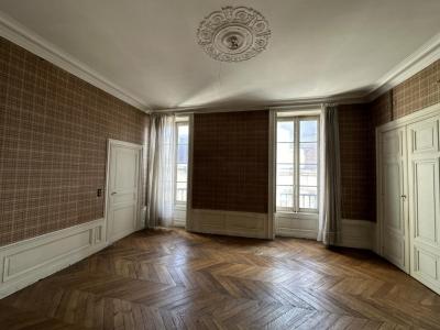 For sale Dijon 6 rooms 238 m2 Cote d'or (21000) photo 3