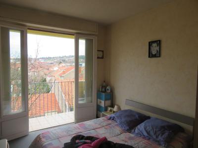 For sale Vichy 2 rooms 42 m2 Allier (03200) photo 3