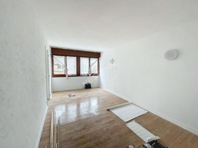 For sale Blois 4 rooms 65 m2 Loir et cher (41000) photo 0