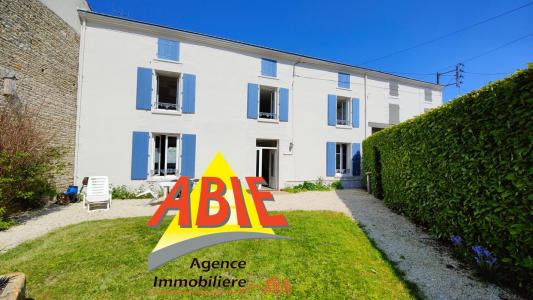 For sale Saint-hilaire-la-palud 6 rooms 167 m2 Deux sevres (79210) photo 0