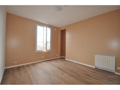 For rent Troyes 1 room 24 m2 Aube (10000) photo 0