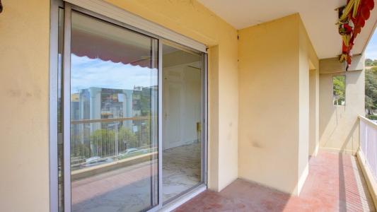 For sale Nice 4 rooms 80 m2 Alpes Maritimes (06100) photo 3