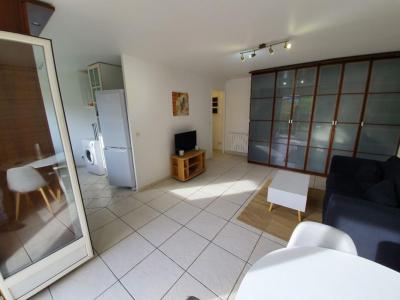 For rent Mantes-la-jolie 1 room 32 m2 Yvelines (78200) photo 1