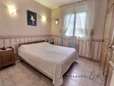 For sale Meru 4 rooms 71 m2 Oise (60110) photo 4