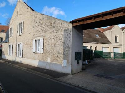 For sale Marines 4 rooms 86 m2 Val d'Oise (95640) photo 0