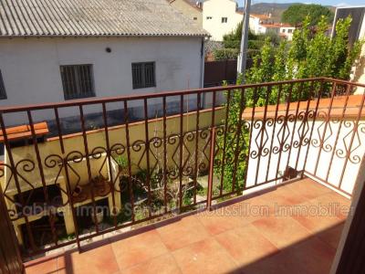 For sale Ceret 6 rooms 126 m2 Pyrenees orientales (66400) photo 3