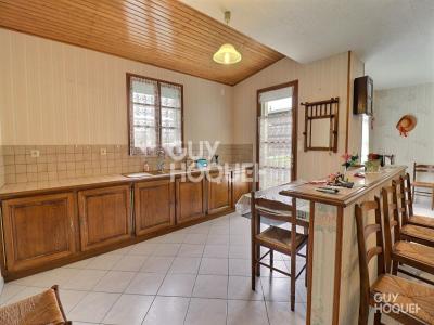 For sale Saint-jean-d'angely 3 rooms 121 m2 Charente maritime (17400) photo 2