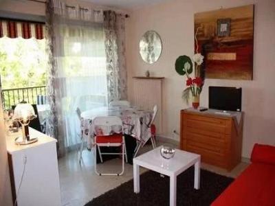 Louer Appartement Mandelieu-la-napoule 620 euros