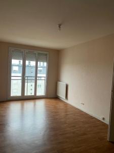 For rent Avallon 3 rooms 64 m2 Yonne (89200) photo 2