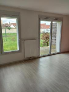 For rent Moulins 3 rooms 76 m2 Allier (03000) photo 2