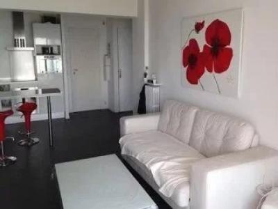 For rent Juan-les-pins BORD DE MER 2 rooms 45 m2 Alpes Maritimes (06160) photo 2