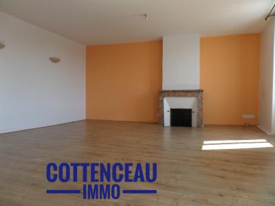 For sale Chemille 9 rooms 152 m2 Maine et loire (49120) photo 0