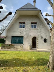 For sale Louveciennes 8 rooms 223 m2 Yvelines (78430) photo 2