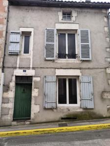 For sale Civray 3 rooms 72 m2 Vienne (86400) photo 0