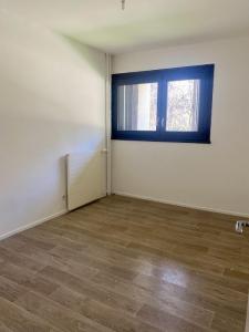 For rent Grenoble 5 rooms 87 m2 Isere (38100) photo 3
