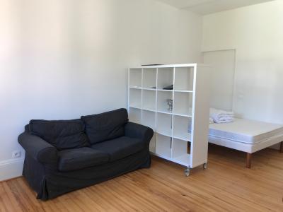 For rent Ecully 1 room 32 m2 Rhone (69130) photo 2