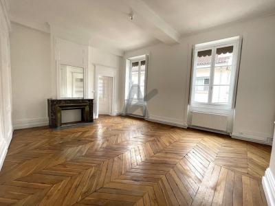 For sale Lyon-2eme-arrondissement 6 rooms 147 m2 Rhone (69002) photo 0