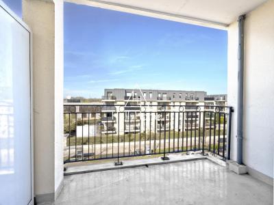 For sale Bordeaux 2 rooms 55 m2 Gironde (33300) photo 2