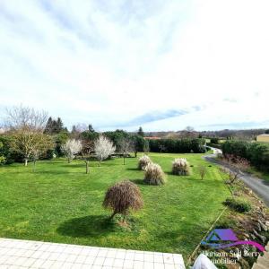 For sale Magny 5 rooms 137 m2 Indre (36400) photo 1