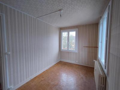 For sale Beauvais 4 rooms 69 m2 Oise (60000) photo 2