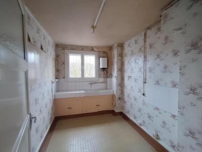 For sale Beauvais 4 rooms 69 m2 Oise (60000) photo 3